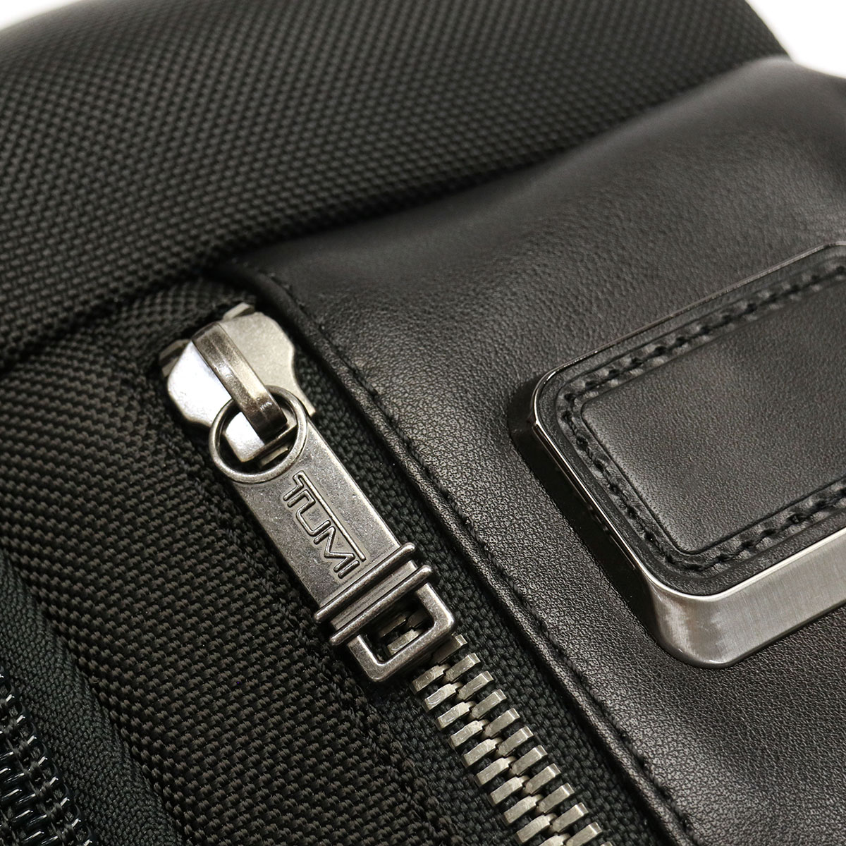 正規品5年保証】TUMI トゥミ ALPHA BRAVO 「ケリー」スリング ボディ 