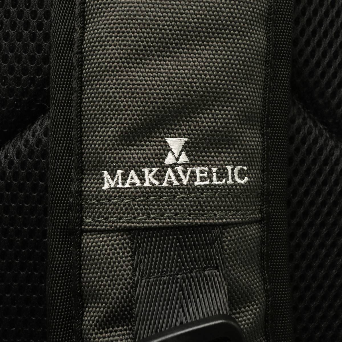 MAKAVELIC マキャベリック CHASE RECTANGLE DAYPACK 25L 3106-10121