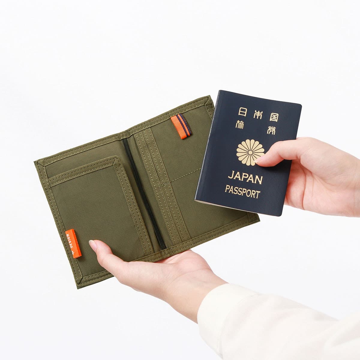 BEAMS DESIGN ビームスデザイン PASSPORT CASE パスポート ケース GW