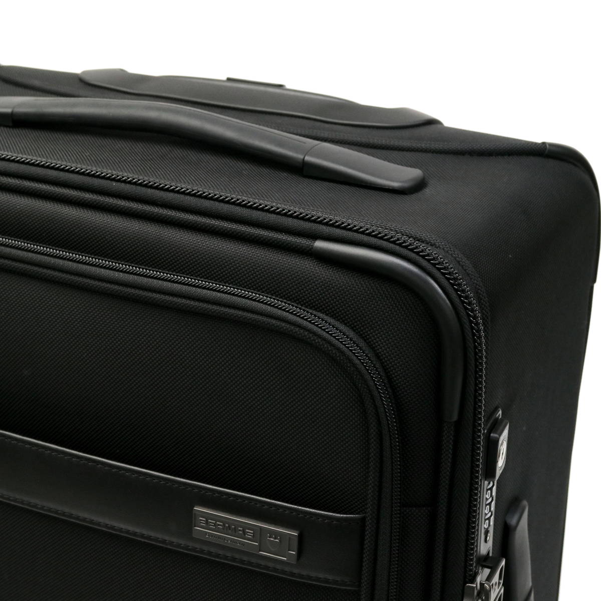 BERMAS バーマス DEGREE ソフトキャリーケース 37L 60471｜【正規販売