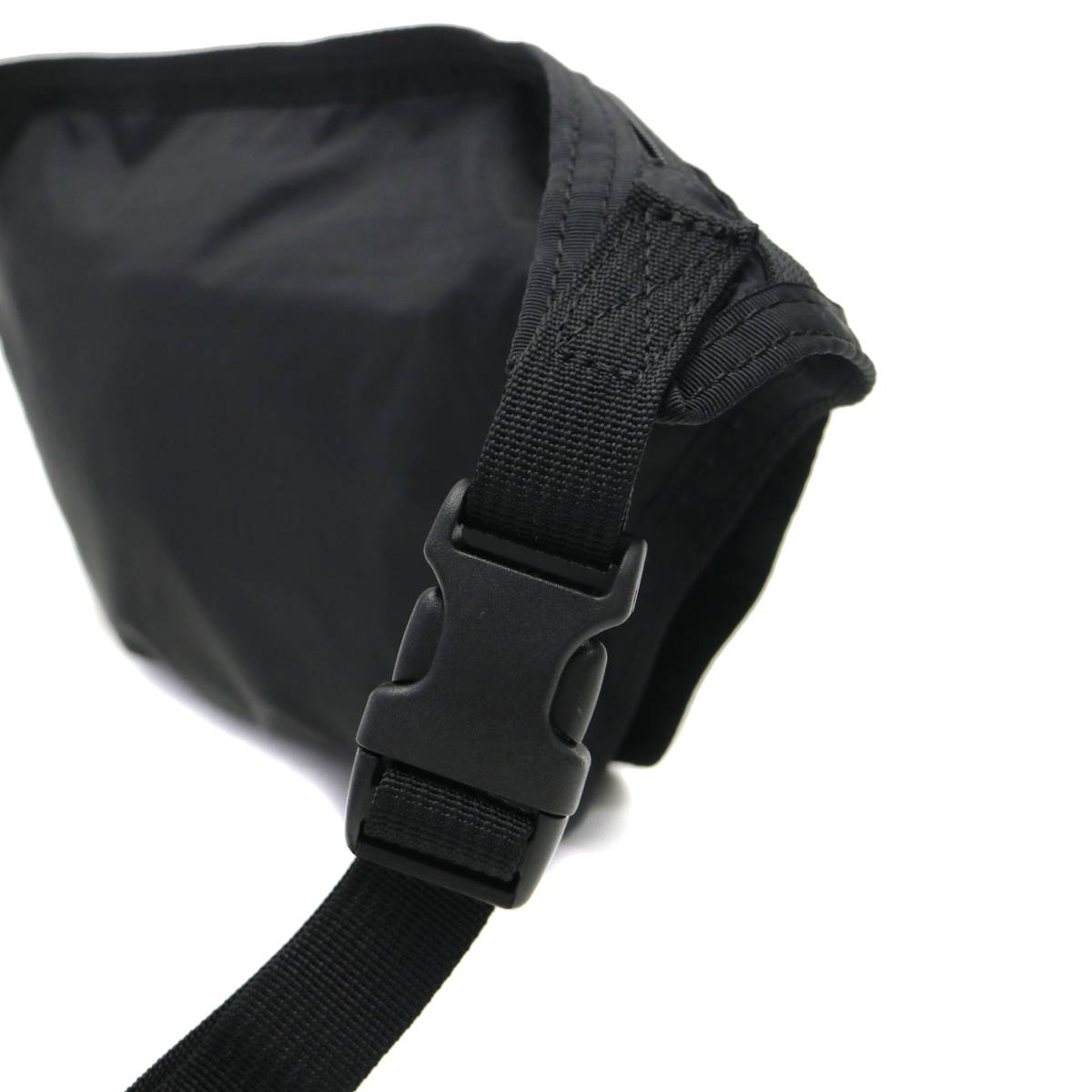 日本正規品】BRIEFING ブリーフィング SOLID LIGHT TRAVEL SLING SL 