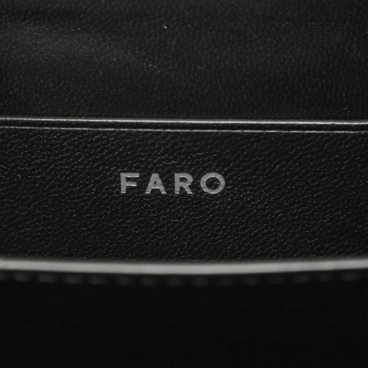 FARO ファーロ Compact Zip Wallet コインケース F2031W303｜【正規