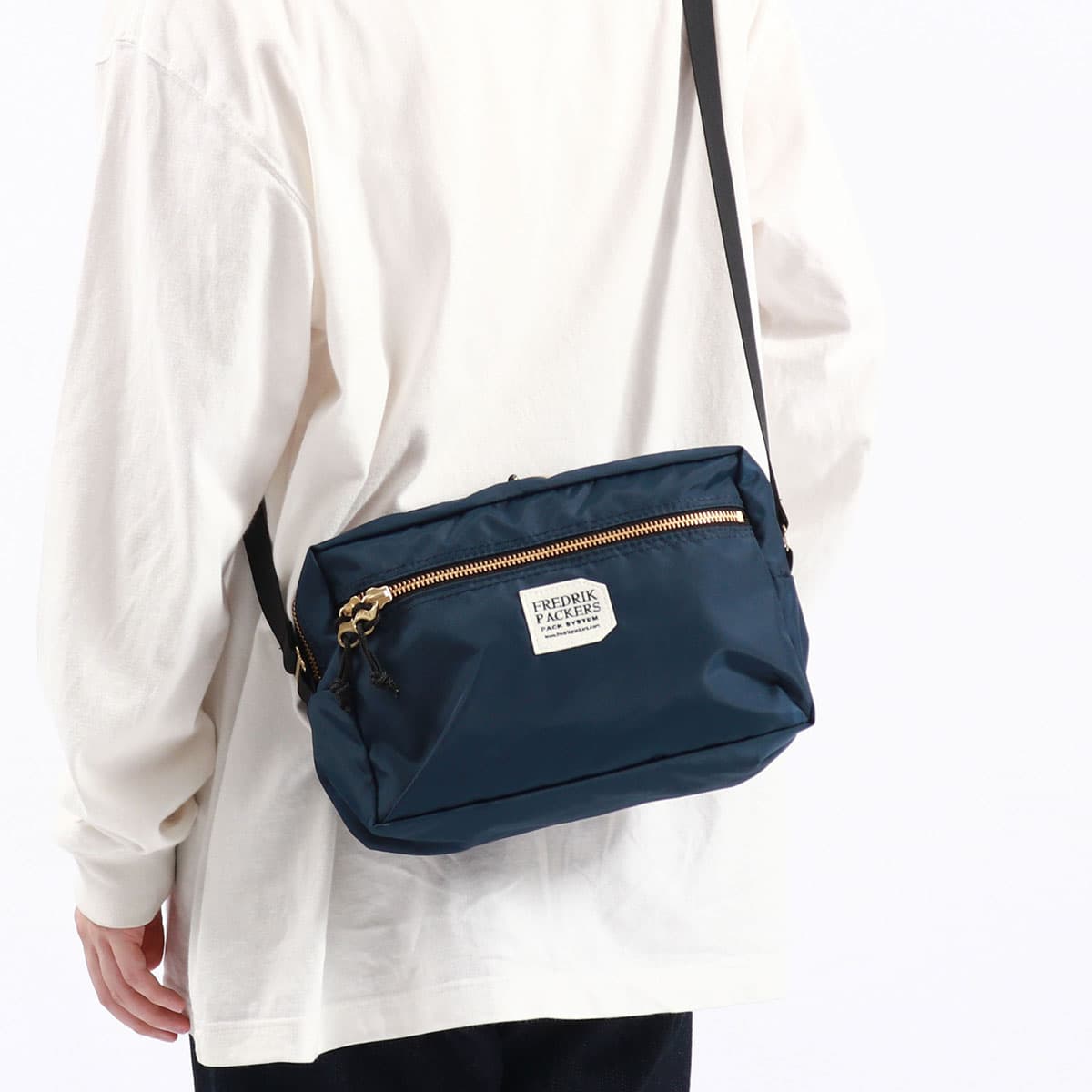 日本正規品】FREDRIK PACKERS フレドリックパッカーズ 420D SNUG