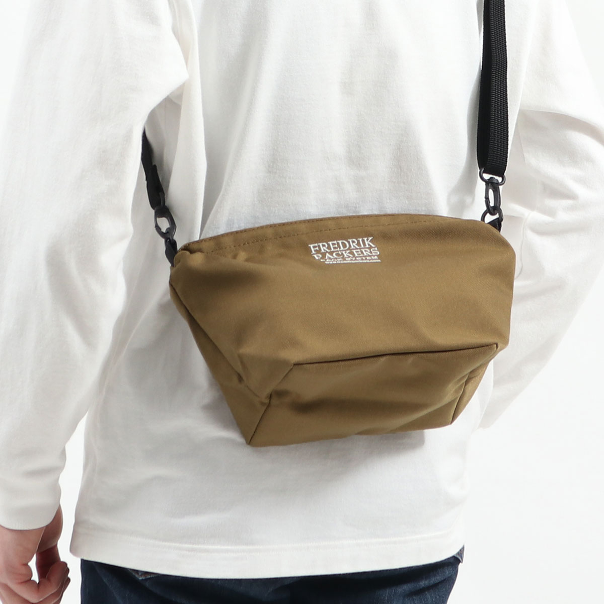 日本正規品】FREDRIK PACKERS フレドリックパッカーズ FAM SHOULDER