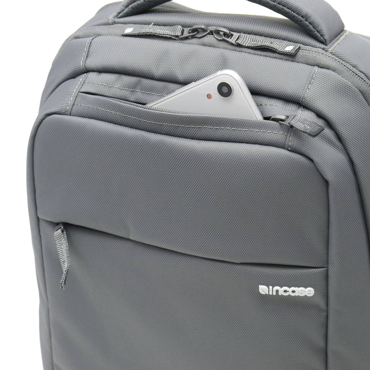 日本正規品】incase インケース Icon Slim Pack Nylon 28.8L