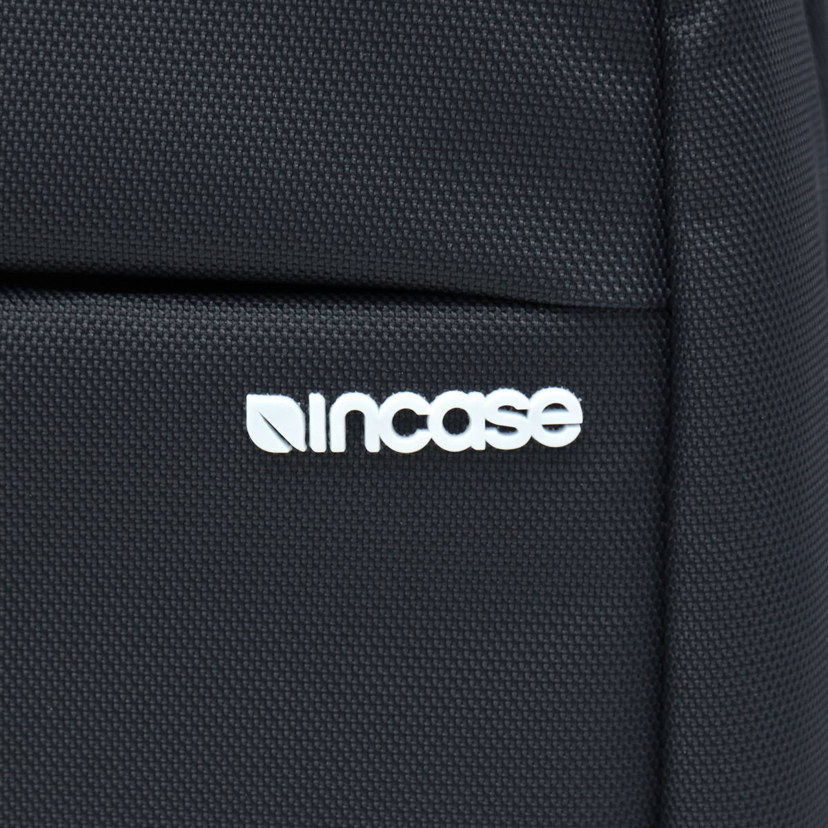 日本正規品】incase インケース Icon Dot Backpack 12L バックパック ...