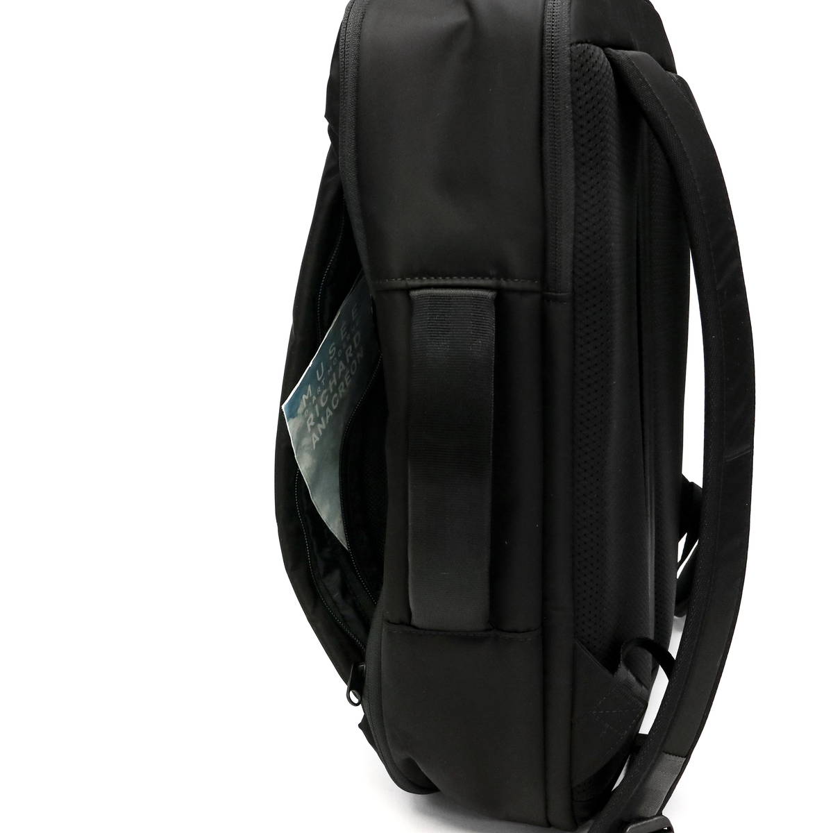 日本正規品】incase インケース VIA Backpack Lite with Flight Nylon