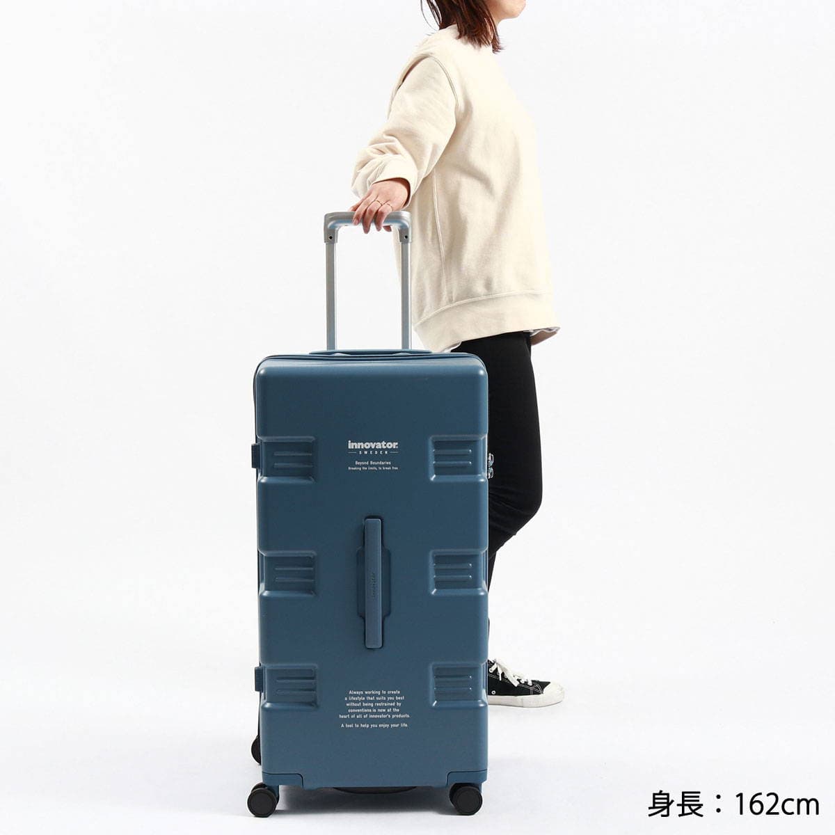 色: ディープネイビー[イノベーター] スーツケース キャリーワゴン