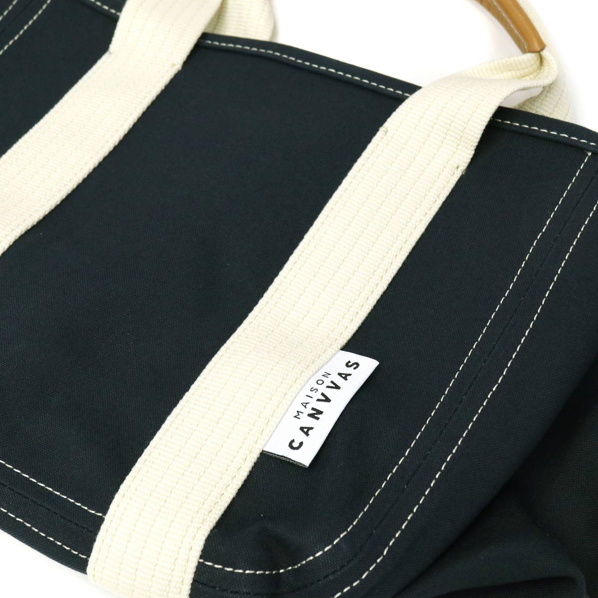 数々の賞を受賞 [メゾンキャンバス]MAISON CANVVAS TOTE S トート