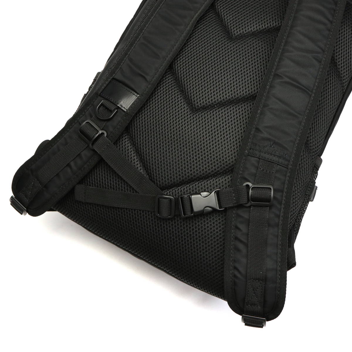 MAKAVELIC マキャベリック COCOON BACKPACK BLACKEDITION G3106-10115