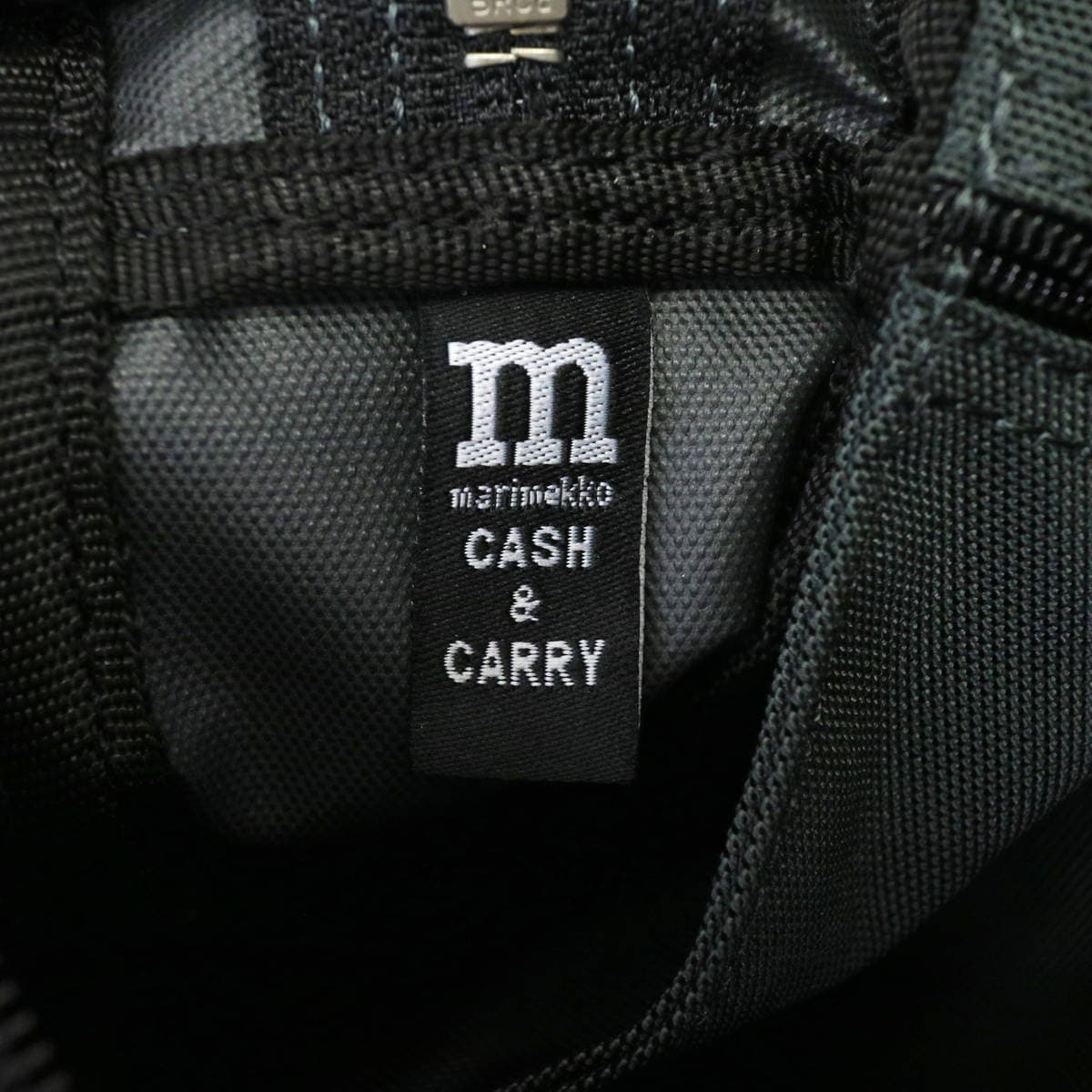 日本正規品】 marimekko マリメッコ Roadie Cash&Carry ショルダー ...