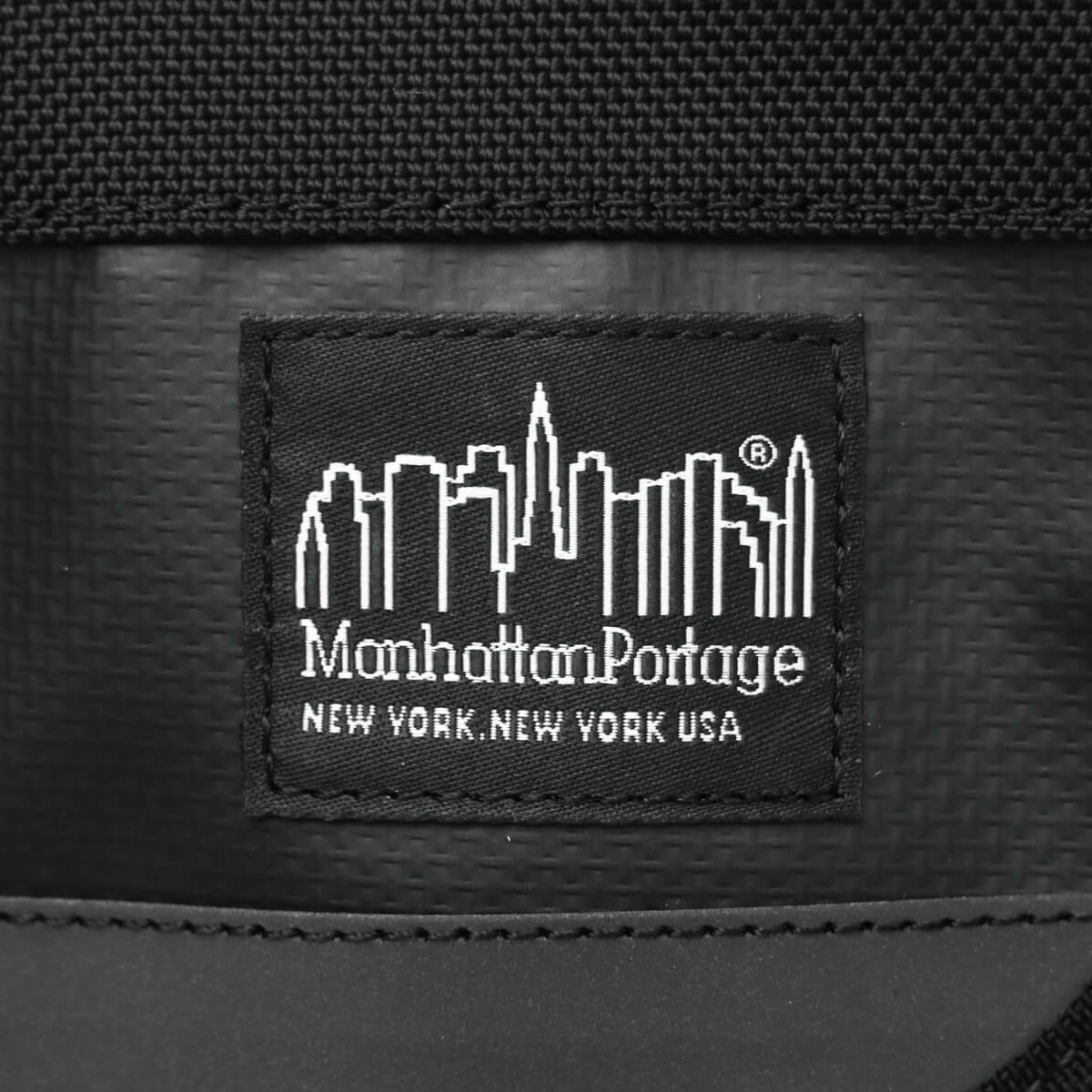 日本正規品】Manhattan Portage BLACK LABEL マンハッタンポーテージ ブラックレーベル HIGH LINE  MESSENGER BAG（XS） MP1441BL｜【正規販売店】カバン・小物の専門店のギャレリアモール