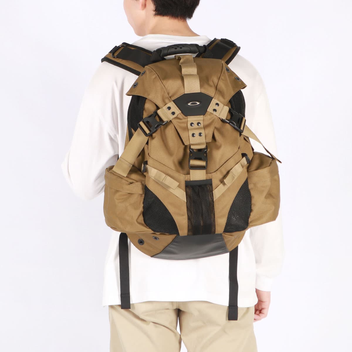 OAKLEY オークリー Oakley Icon Rc Backpack リュック  FOS901479｜【正規販売店】カバン・小物の専門店のギャレリアモール