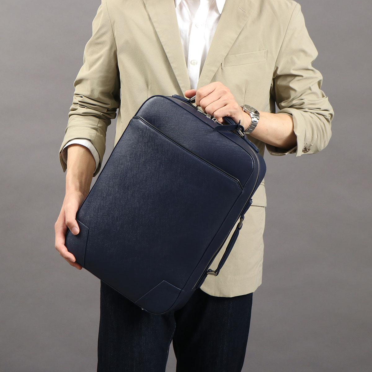 ST.UNIVERSEL セントユニバーセル SAFFIANO BUSINESS BACKPACK