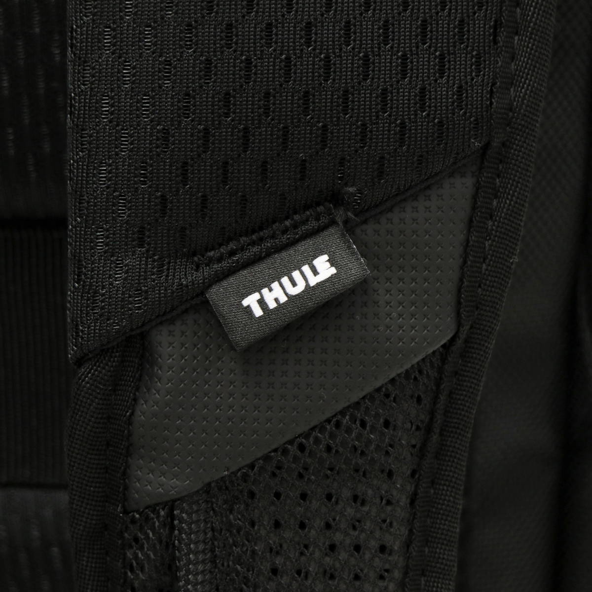 THULE スーリー Thule Accent Backpack バックパック 20L TACBP-115