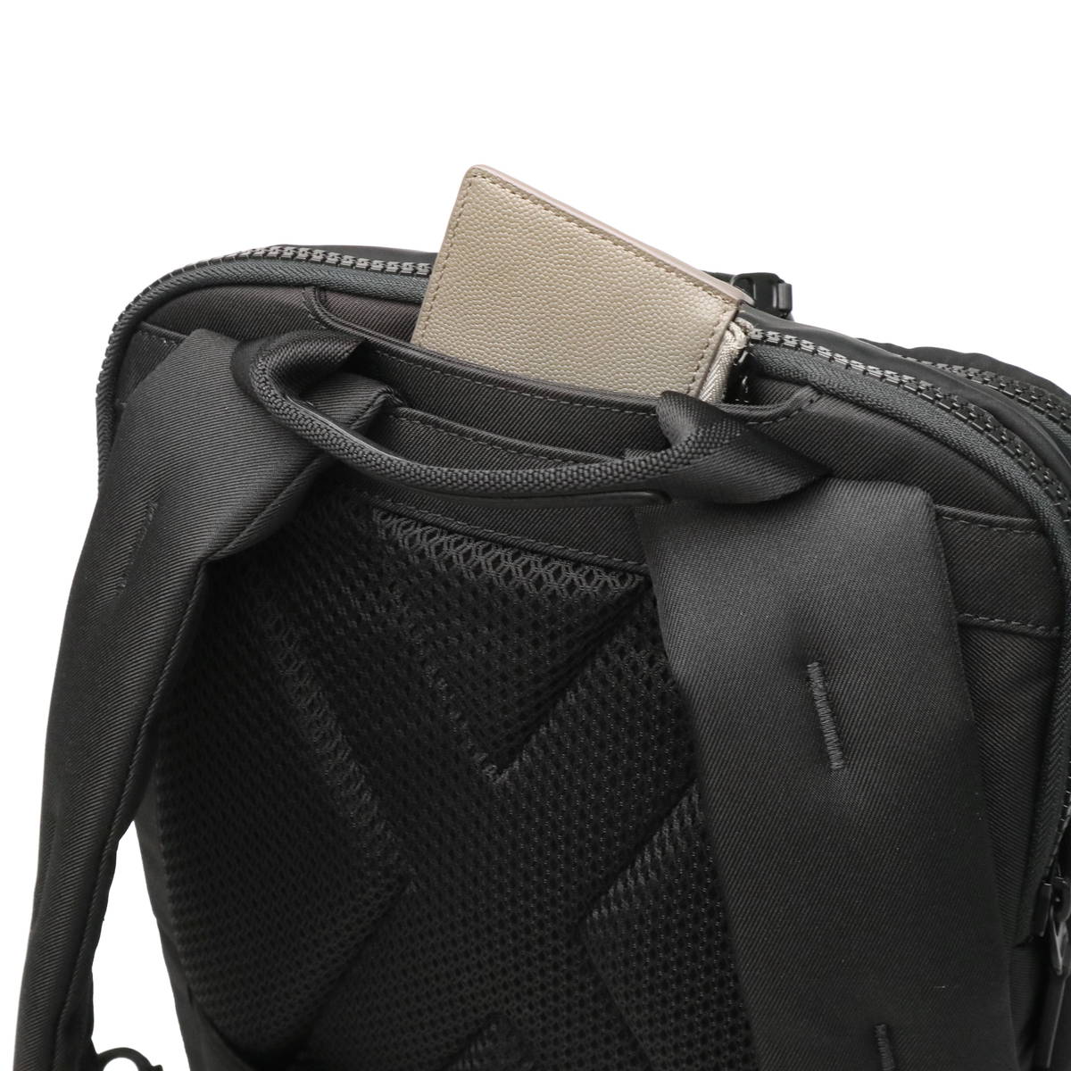 正規品5年保証】TUMI トゥミ TAHOE 「フィンチ」バックパック 798673